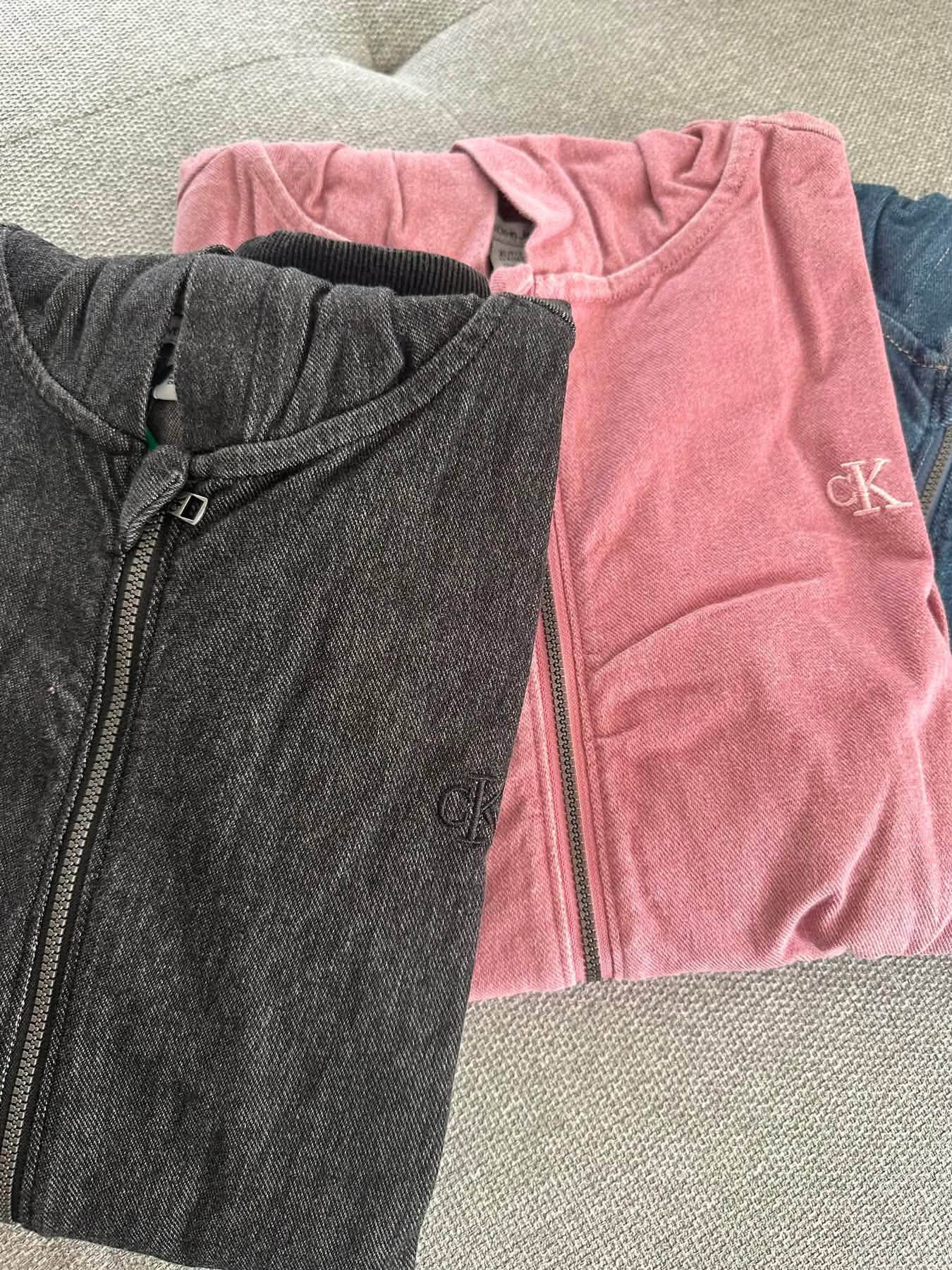 Calvin Klein 大童版 復古丹寧刷色連帽外套